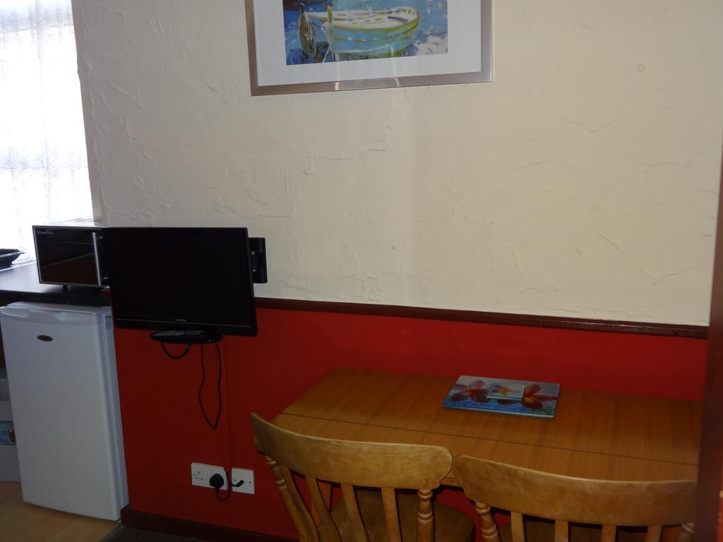 Lindisfarne - Families & Couples Only