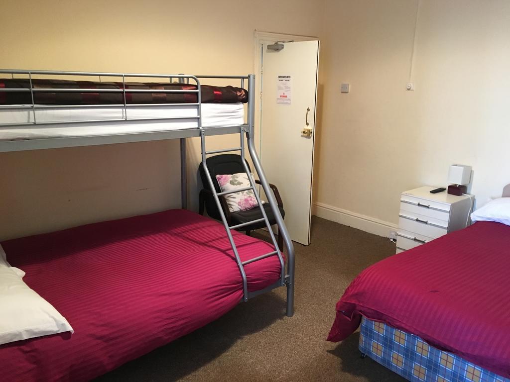 Crossways Guest House Blackpool