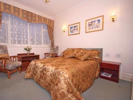 Hotel Pier Walk Blackpool