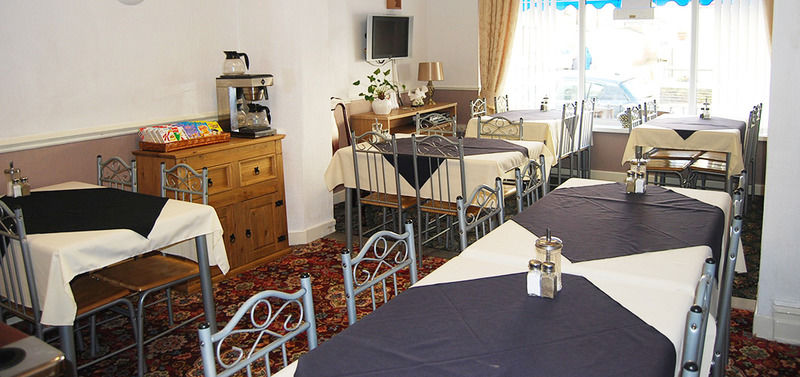 Hotel Tudor House 3*