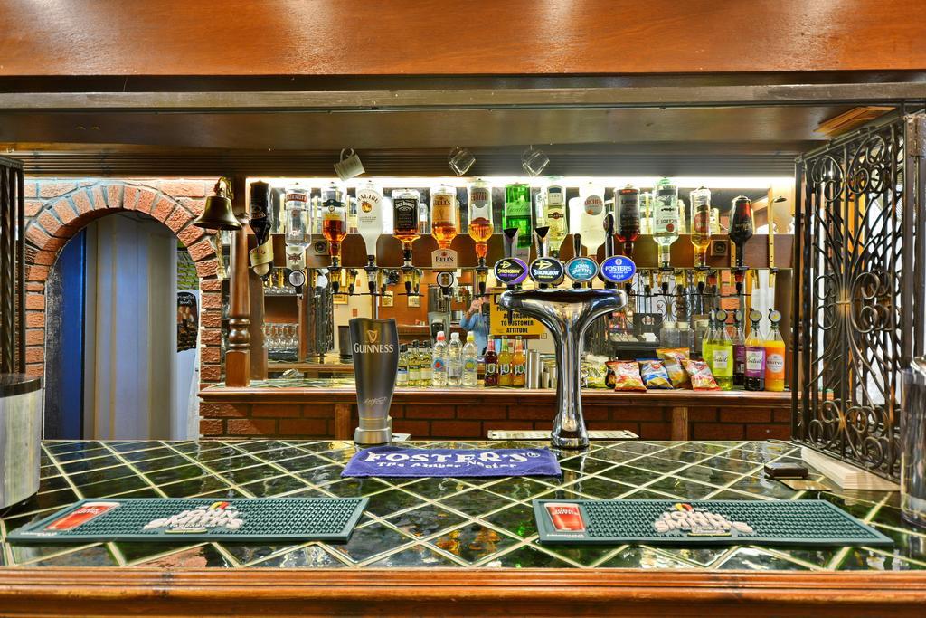 Royal Oakwell Hotel 3*