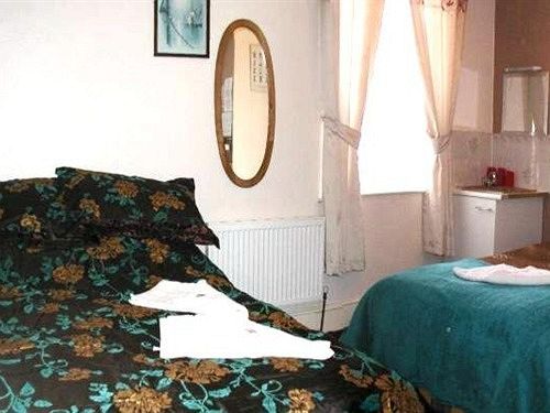 Guest house Willow Grove