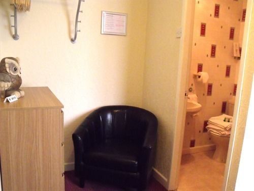 Benson - Small Families & Couples Only 3* Blackpool