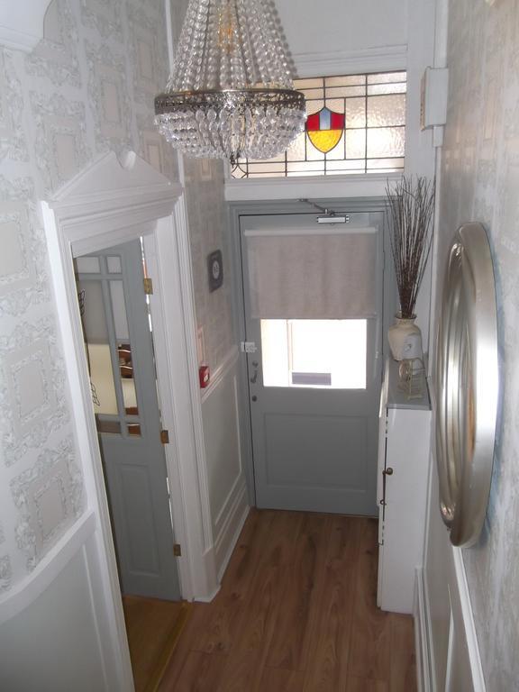 J's Mayfair 3* Blackpool