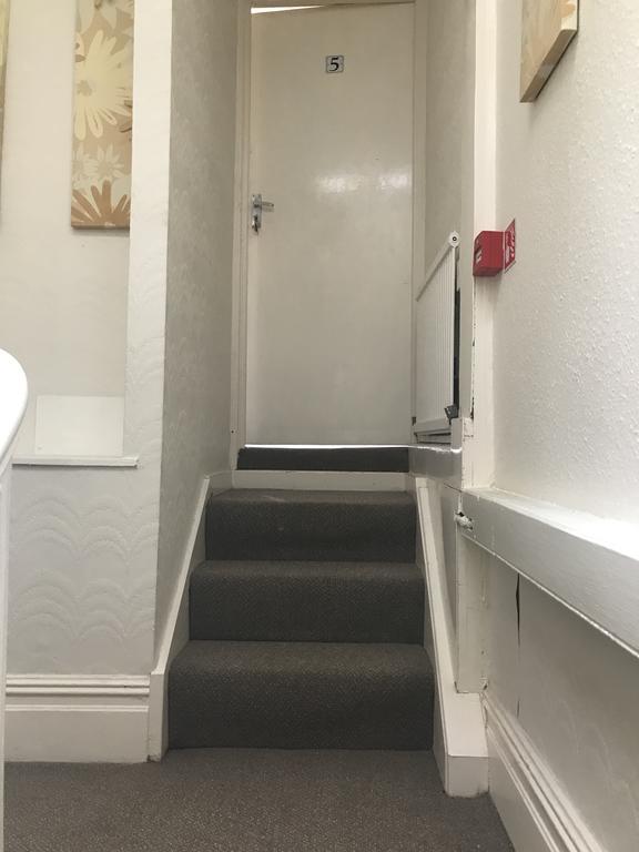 Guest house Macleods