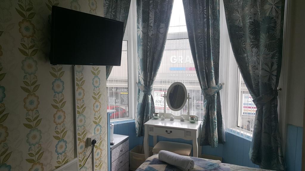 Darfield Guest house