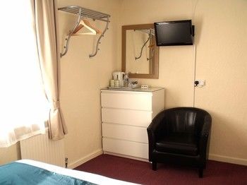 Benson - Small Families & Couples Only Blackpool