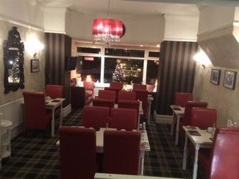 Bed & Breakfast Benson - Small Families & Couples Only Blackpool