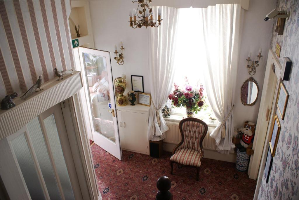 Hotel The Highfield Private 2*