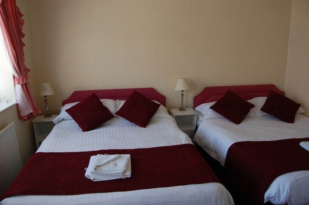 Blue Waves Hotel Hotel