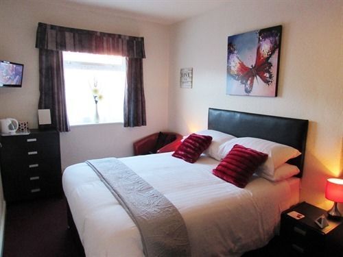 The Bambi 3* Blackpool