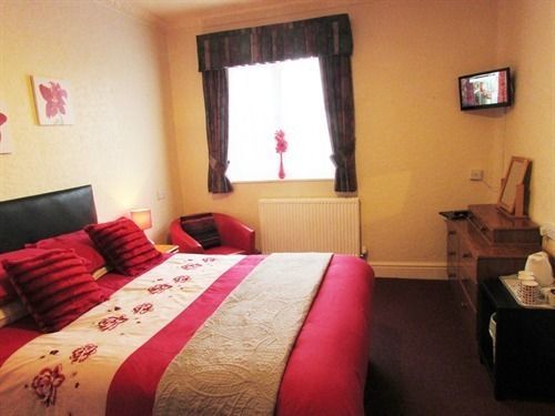 The Bambi Hotel 3*