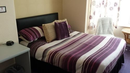 Kings Court Families & Couples Bed & Breakfast Blackpool