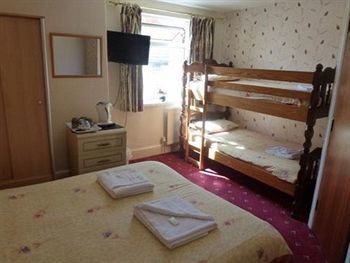 Guest house Lindum 2*