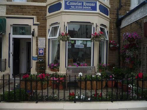 Camelot House 3*