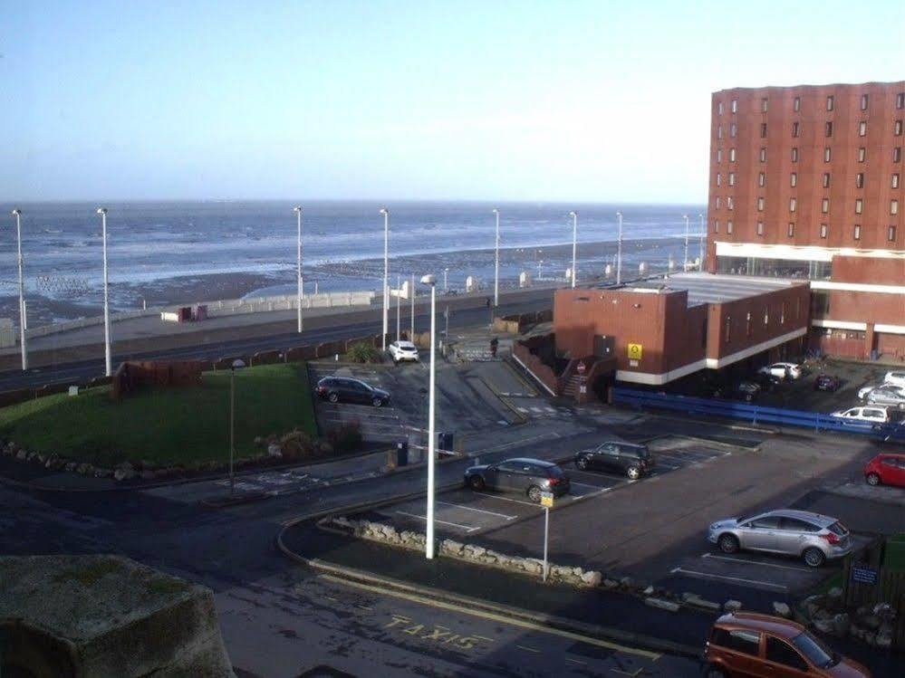 Benson - Small Families & Couples Only Bed & Breakfast Blackpool