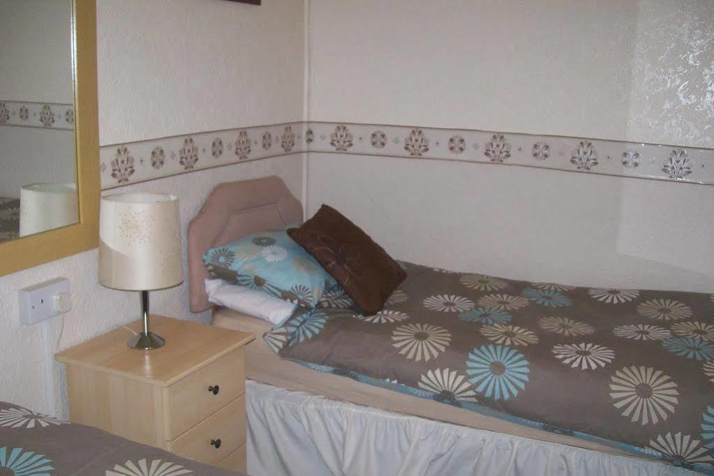 Gemini Guest house Blackpool
