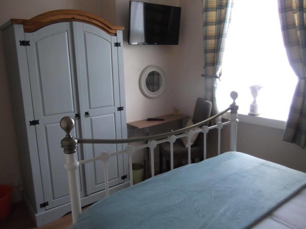 J's Mayfair Guest house Blackpool