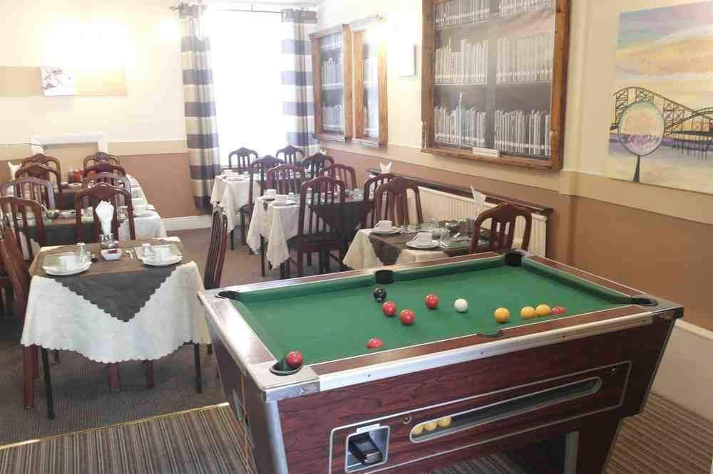 Ringbane House 2* Blackpool