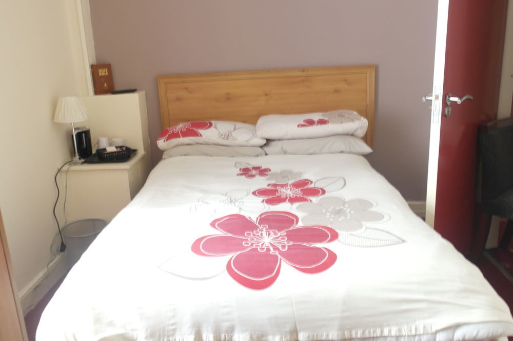 Bed & Breakfast Ringbane House 2*