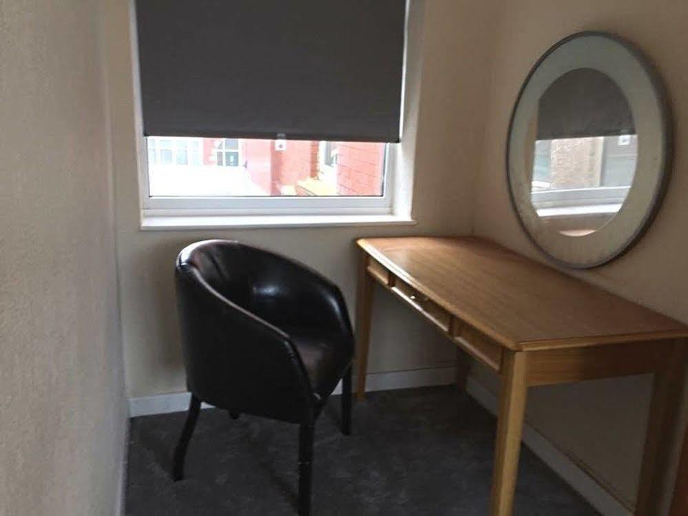 Twelve Apartments * Blackpool