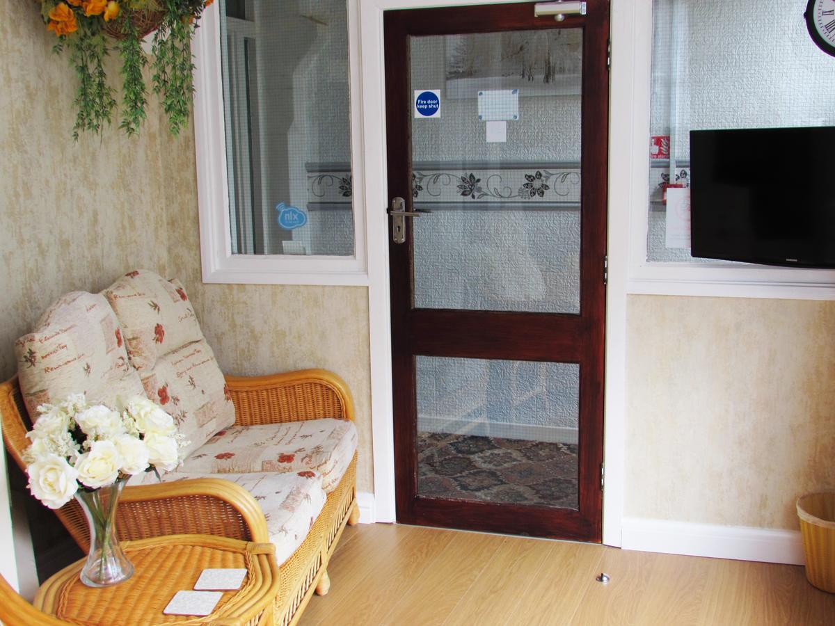 Hotel Rhoslyn 2*