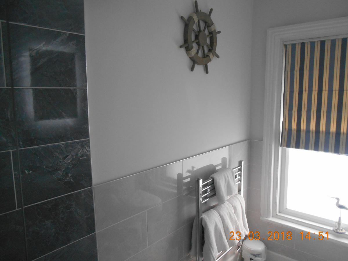 The Glenroy Bed & Breakfast Blackpool