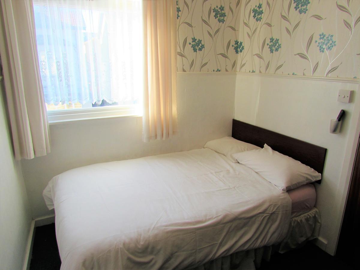 Rhoslyn Hotel 2*