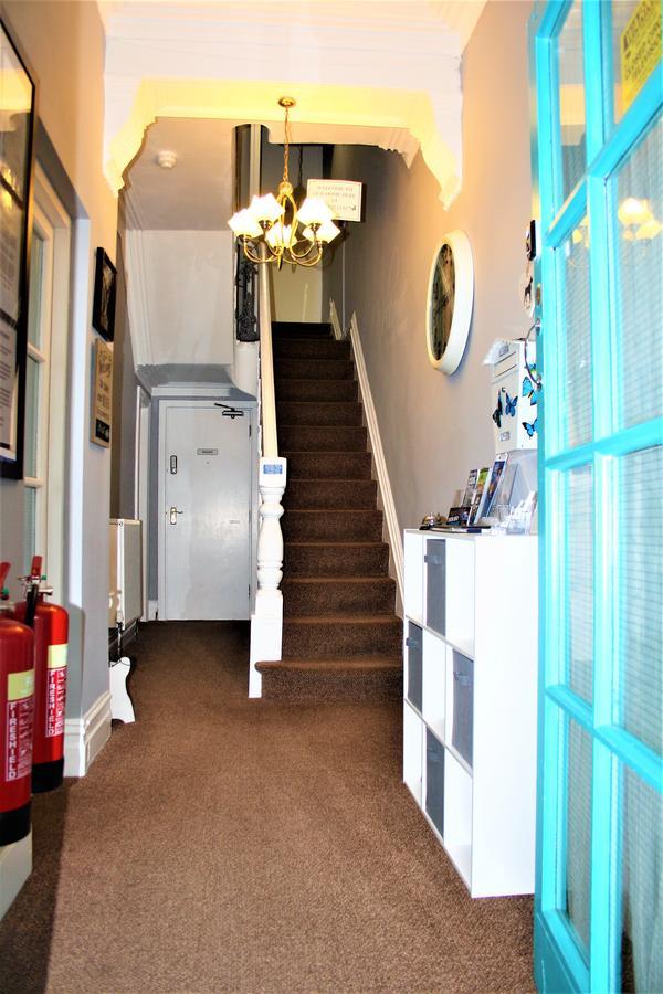 Le Papillon Guest house Blackpool