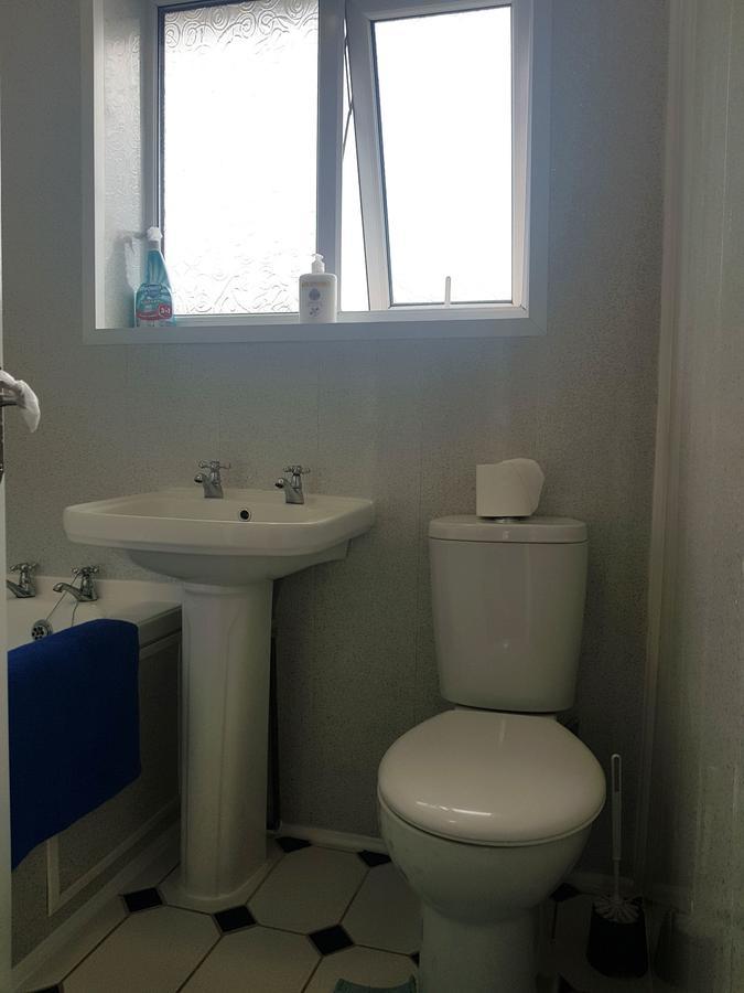Blackpoolholidaylets Salmesbury Avenue Families And Contractors Only
