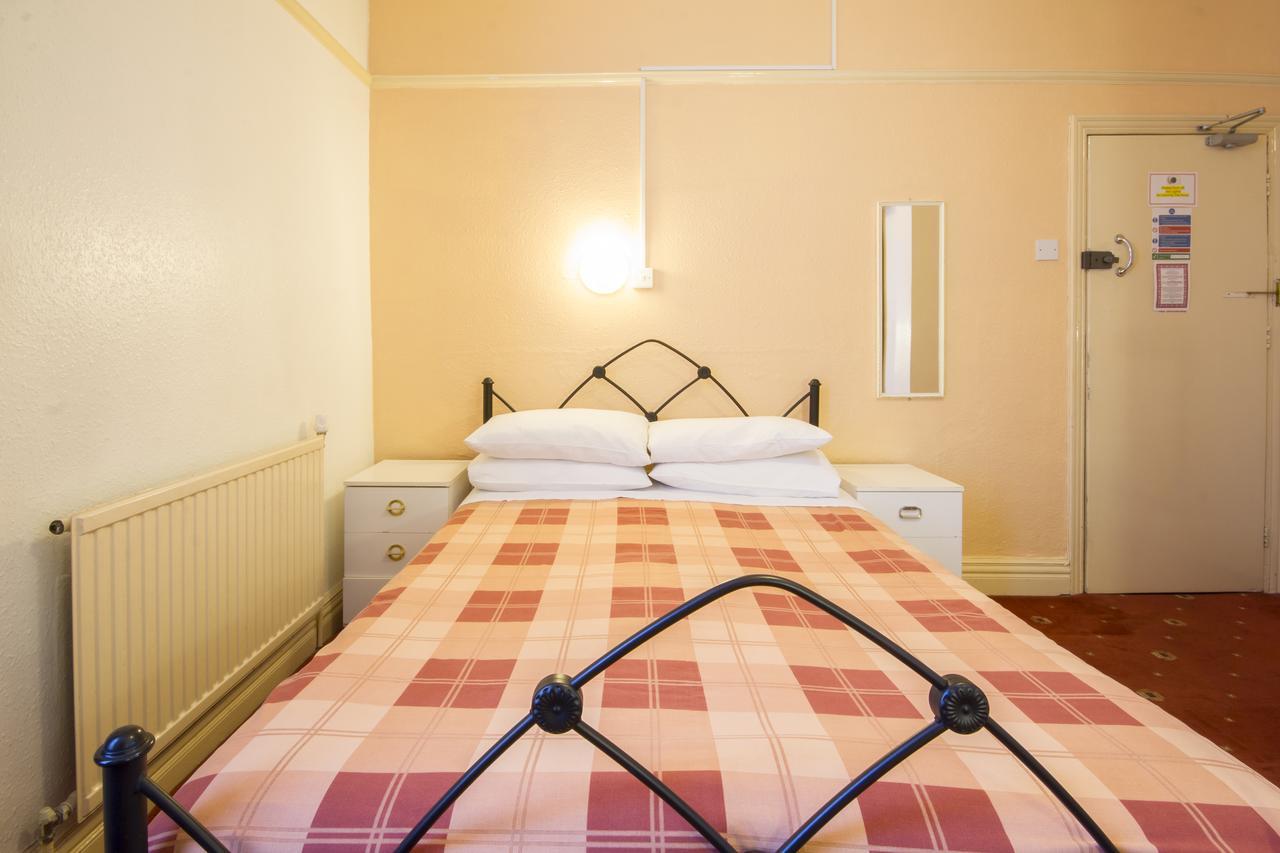 Brooklands Over 50'S Only 3* Blackpool