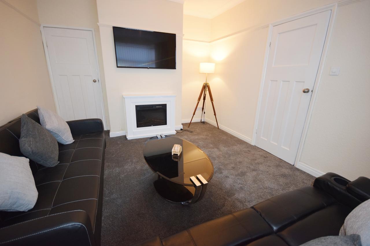 Dudley House Holiday home