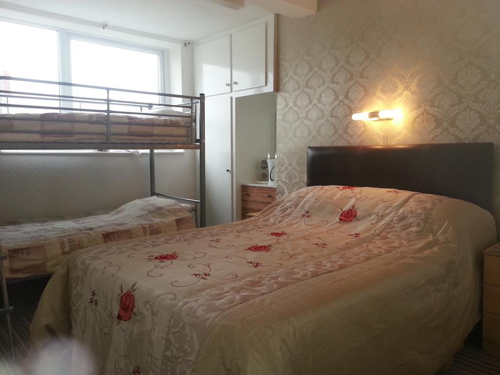 Lynwood Bed & Breakfast Blackpool