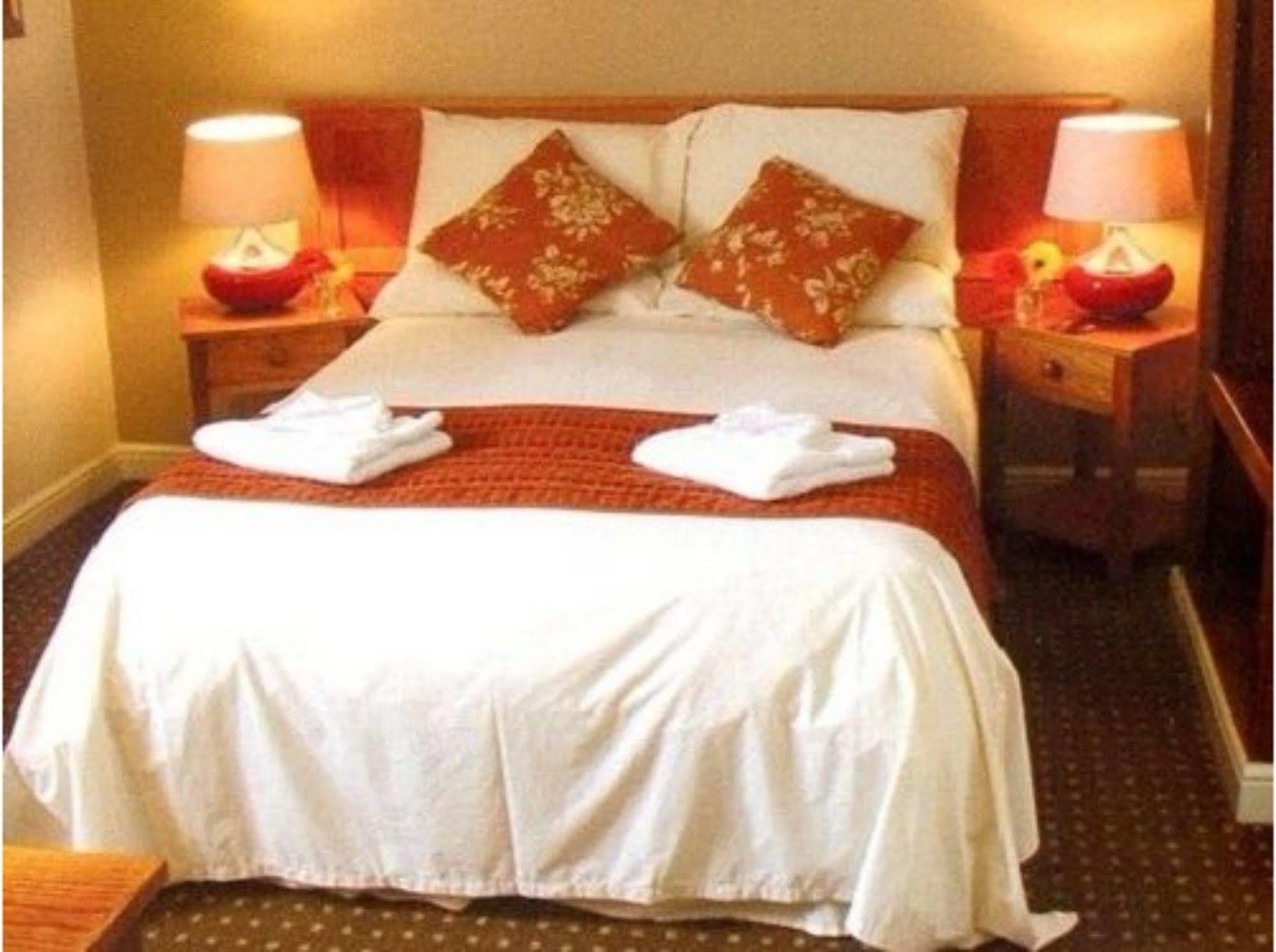 Hotel Old Royal Oak 3*