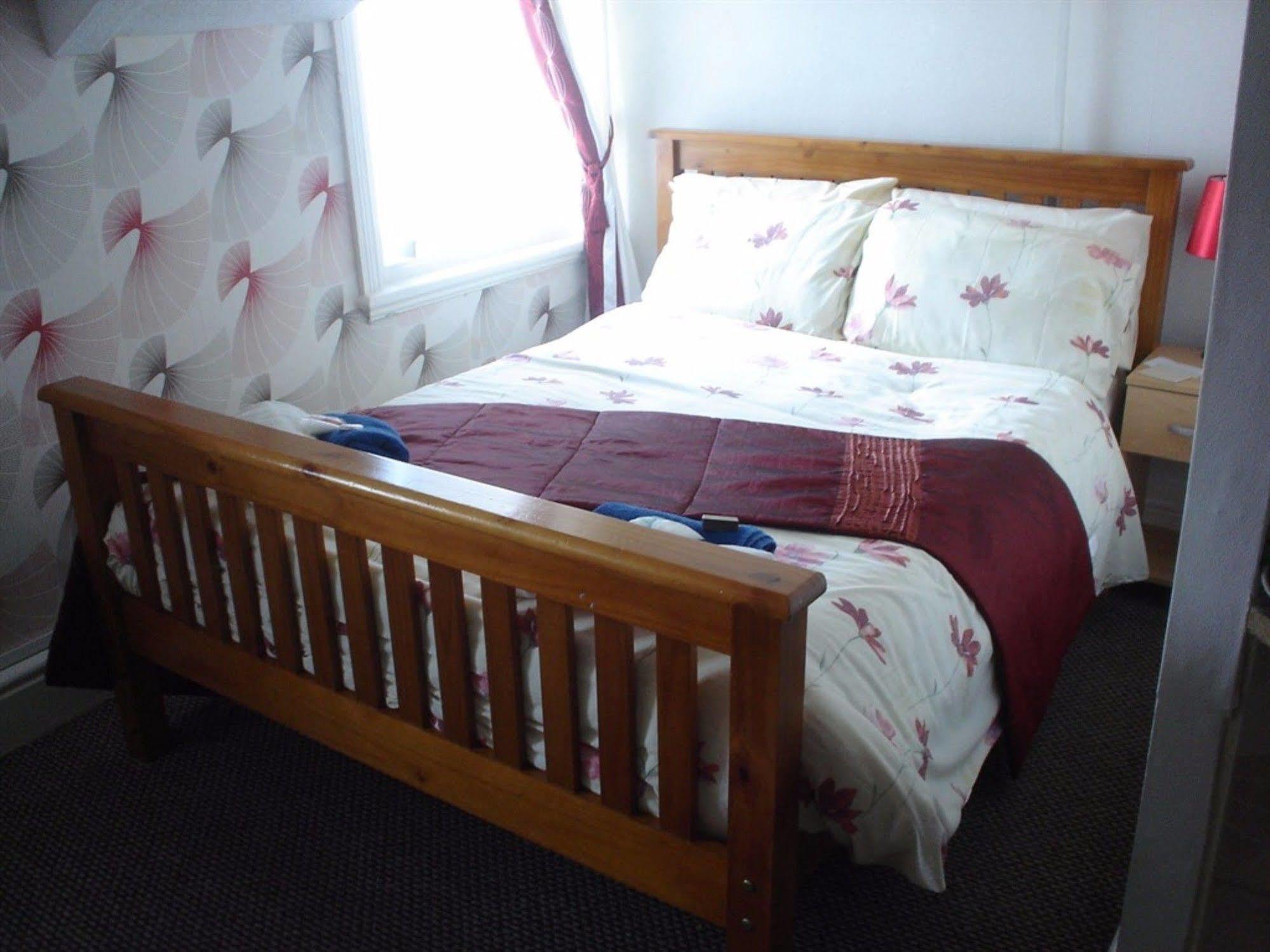 The Franklyn 3*