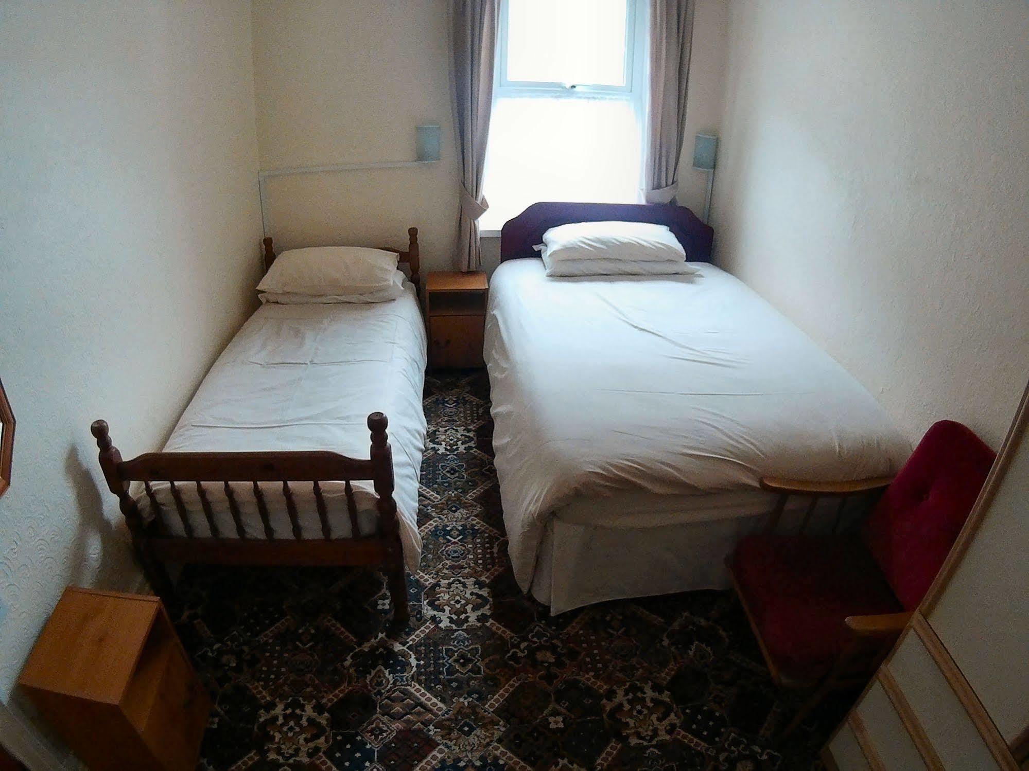 Cleveland Court Hotel Blackpool