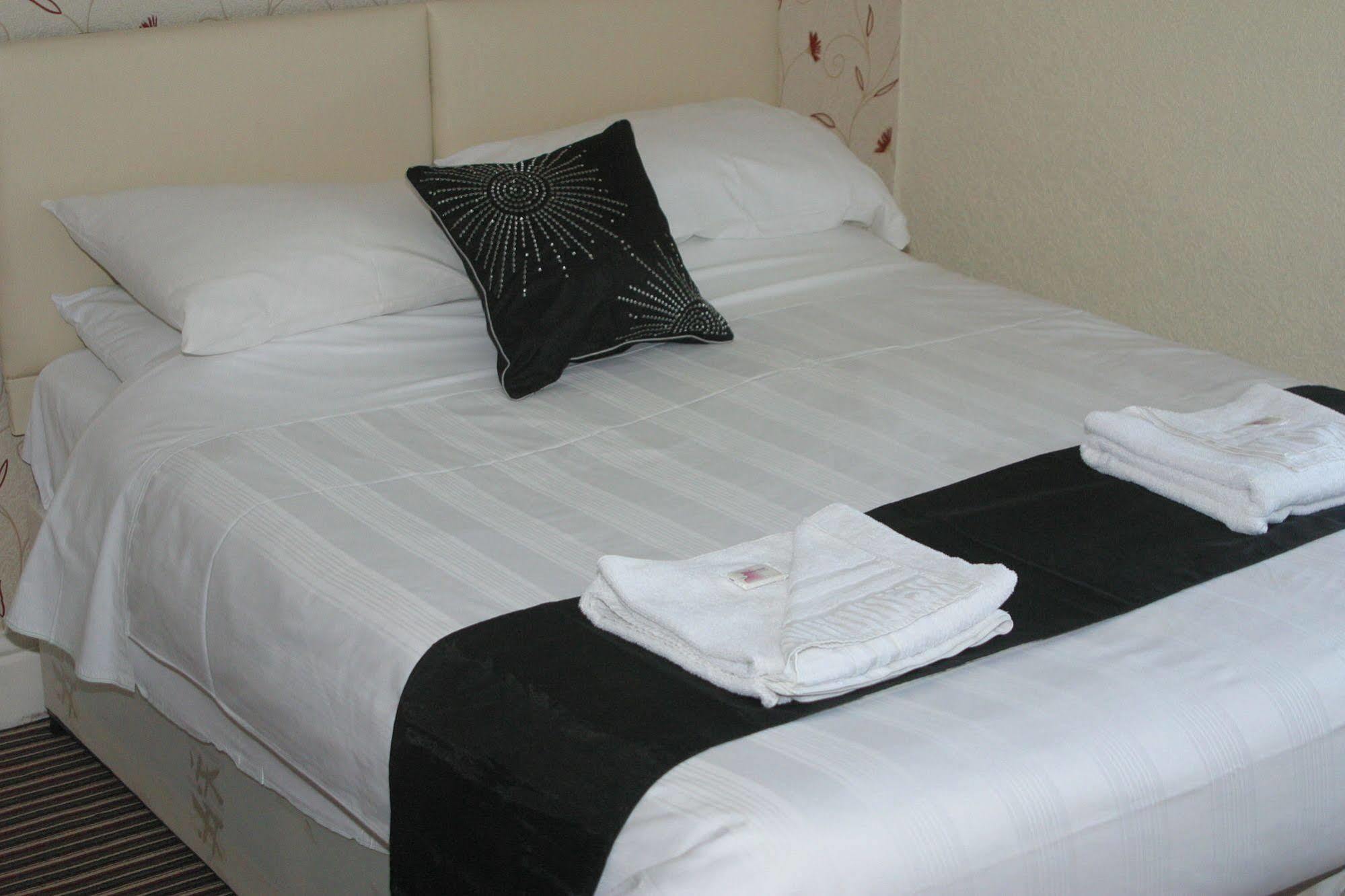Lindum Guest house Blackpool