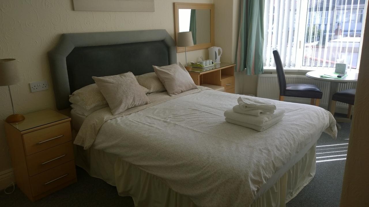 The Hartshead - Families & Couples Guest house Blackpool
