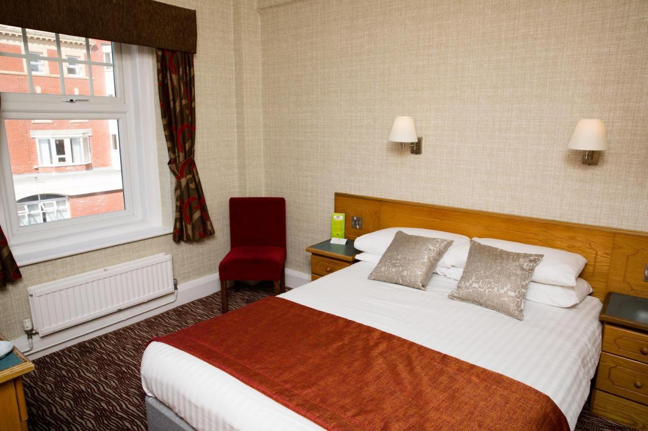 Hotel Cliffs Blackpool