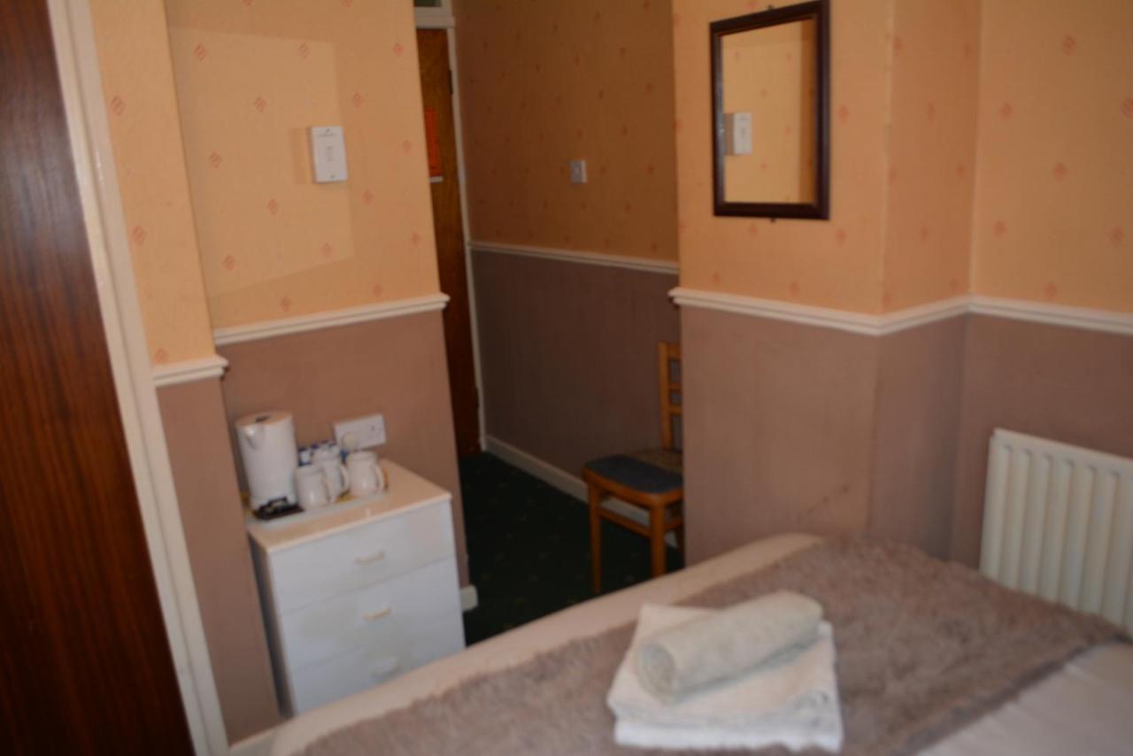 Holm Lea Hotel Bed & Breakfast