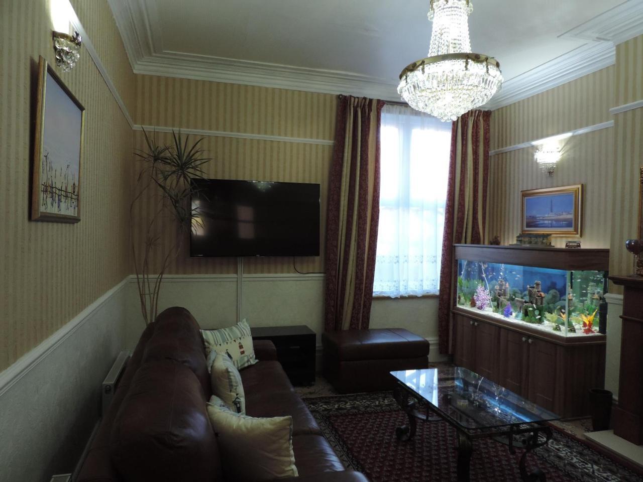 The Draytonian 3*