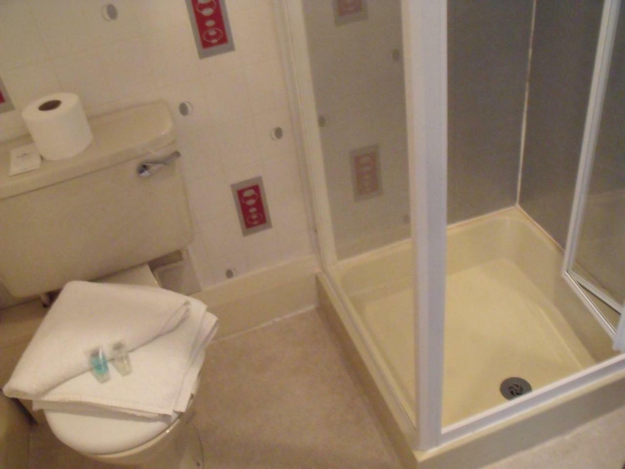 Benson - Small Families & Couples Only Bed & Breakfast Blackpool