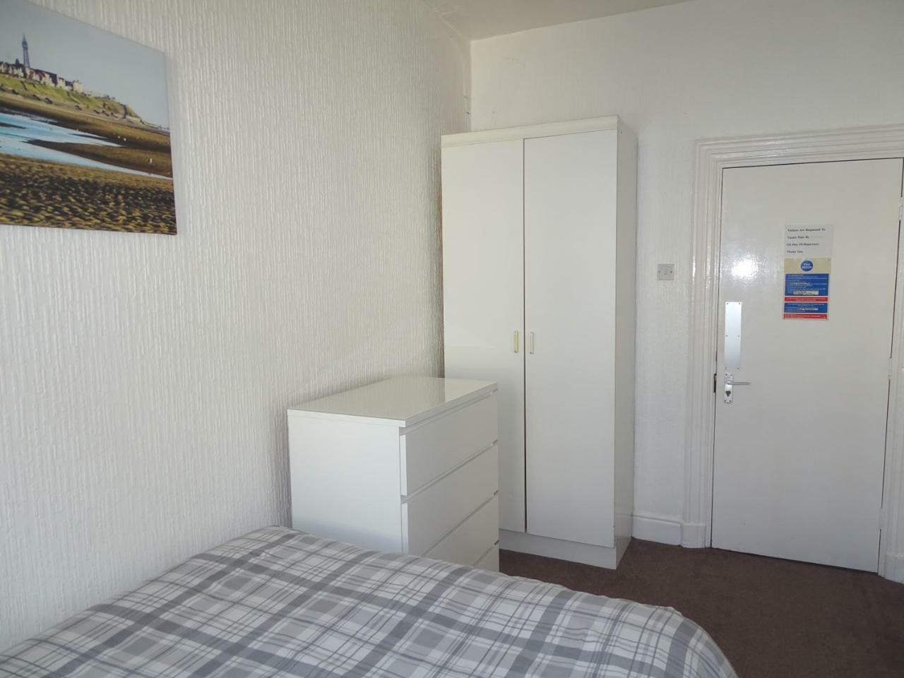 Beeton Villas Holiday Apartment Blackpool