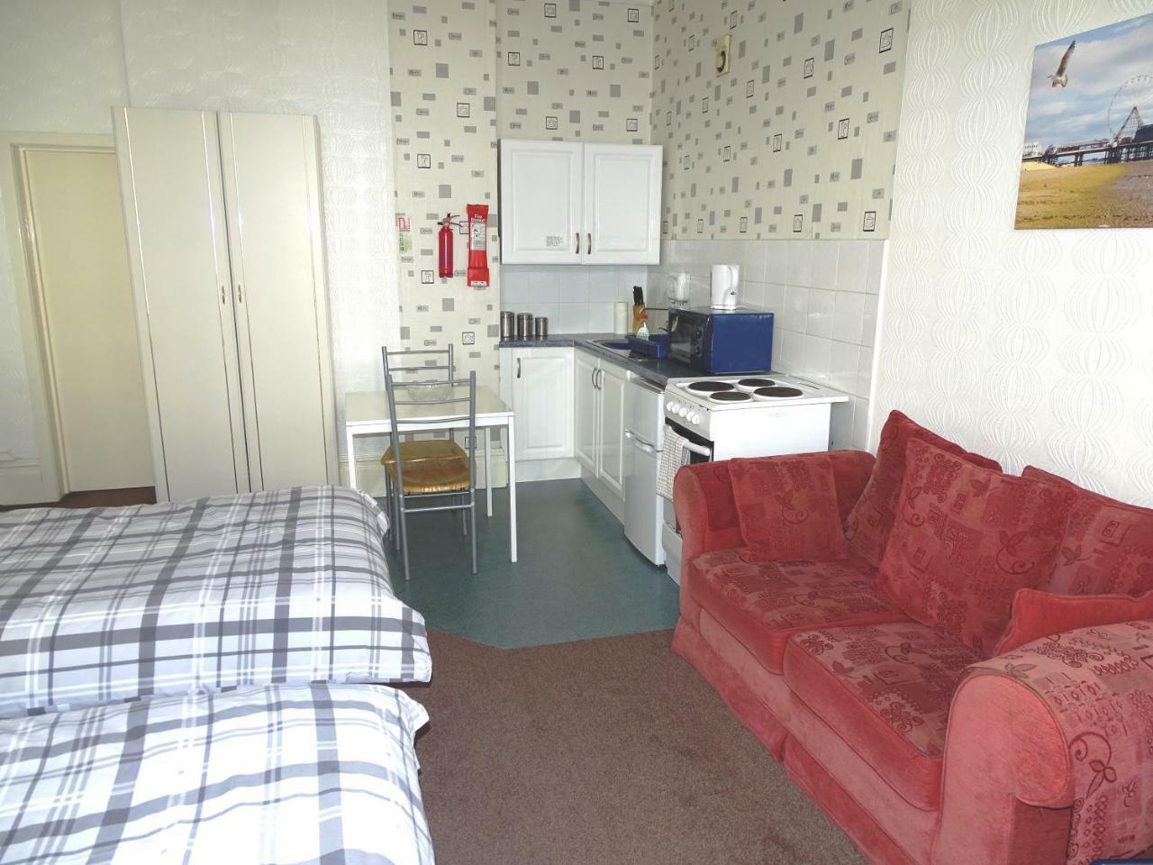 Beeton Villas Holiday Apartment Blackpool