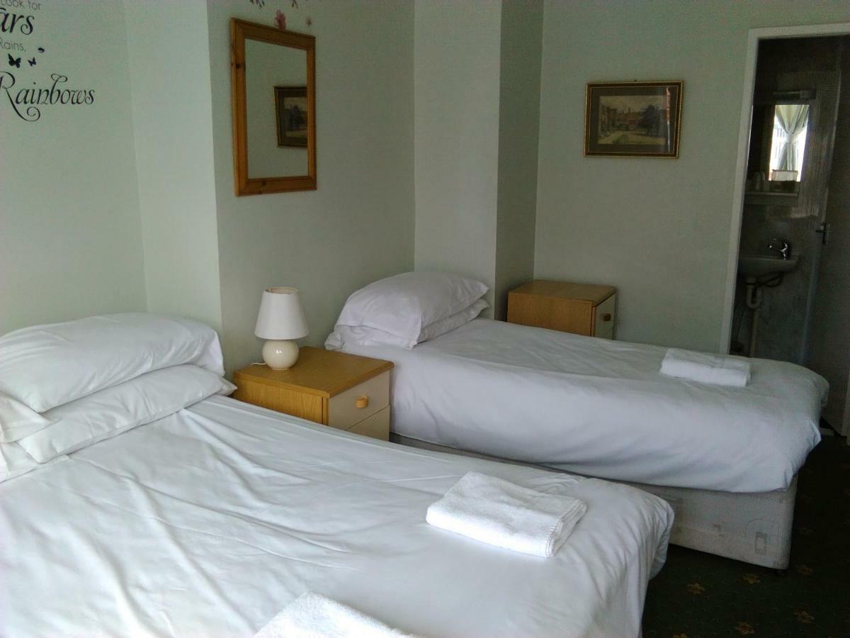 Rivers Vale Hotel 4*