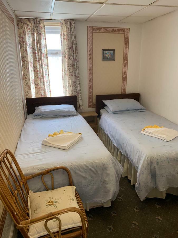 Tres Bon Guest house *