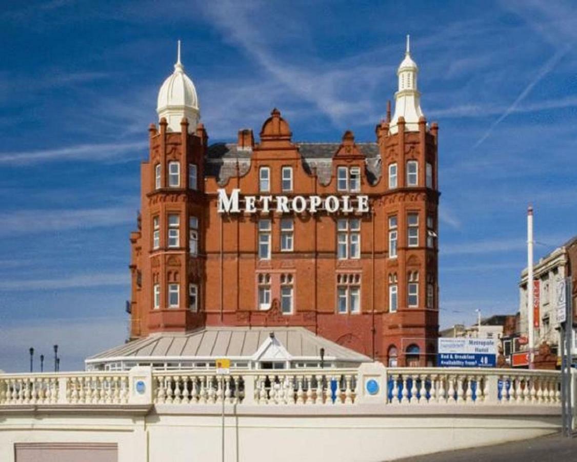 The Metropole 3*
