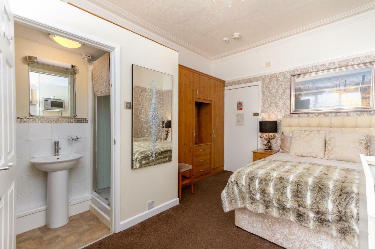 Beachcliffe Apartment
