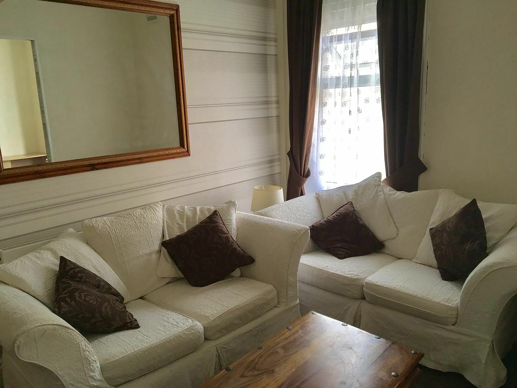 Tay's Flats Apartment