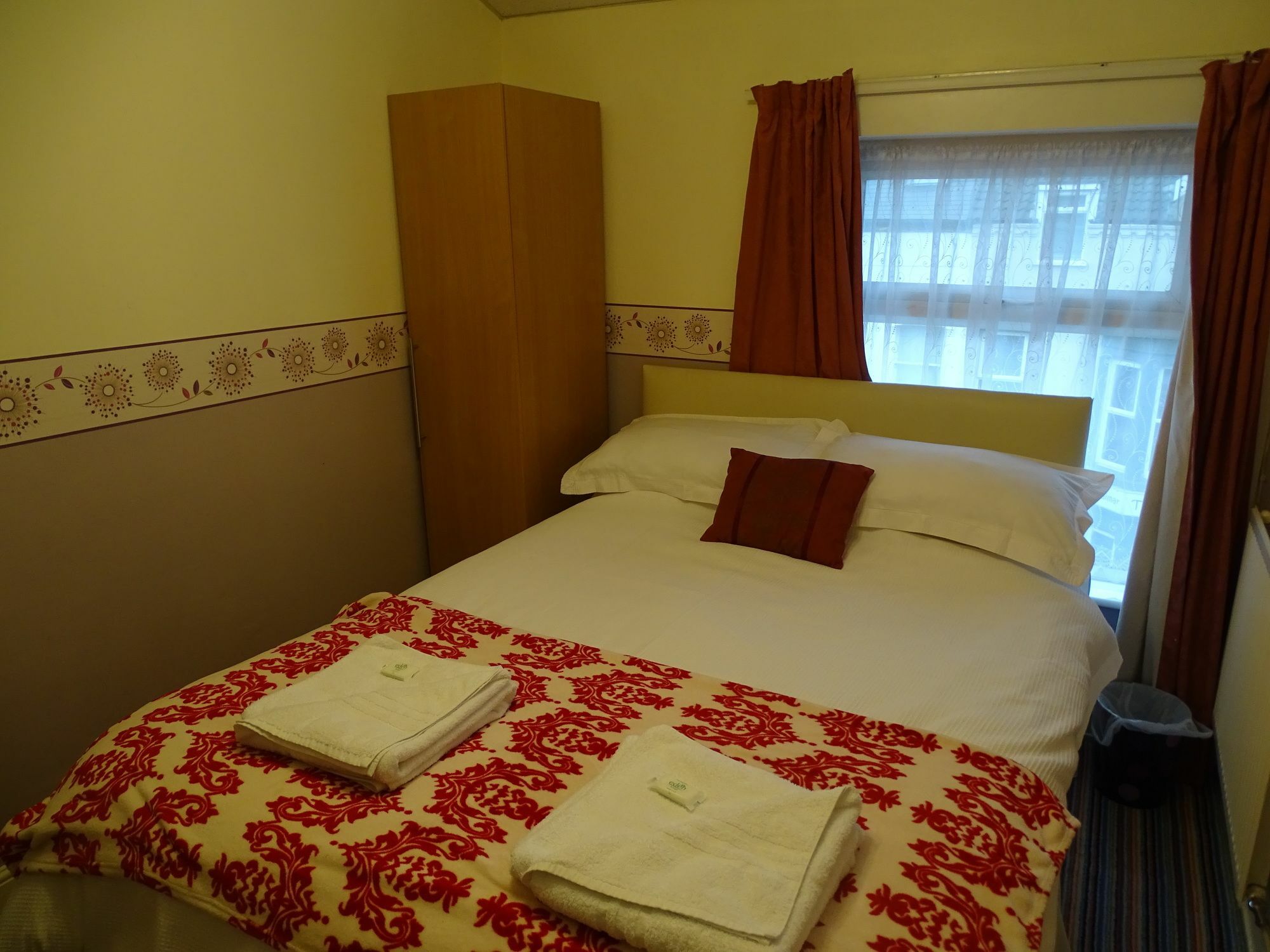 Lindum Guest house Blackpool